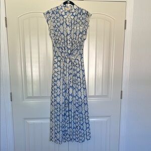 Rebecca Taylor - Silk flutter sleeve maxi dress w front pocket . Size 6